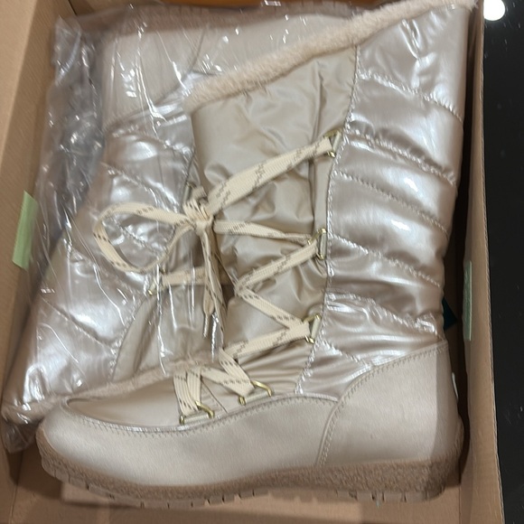 Sporto 3/4 Waterproof Boots Never Worn 8 Wide - Picture 6 of 6